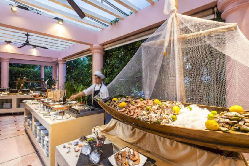 Centara Grand Beach Resort Phuket - SHA Plus - restaurant
