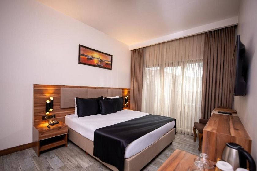 Mari Suites Hotel Istanbul - Queen Room with Spa Bath