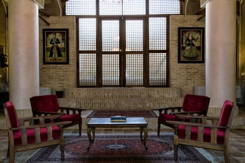 اقامتگاه سنتی خانه مرشدی کاشان - اتاق