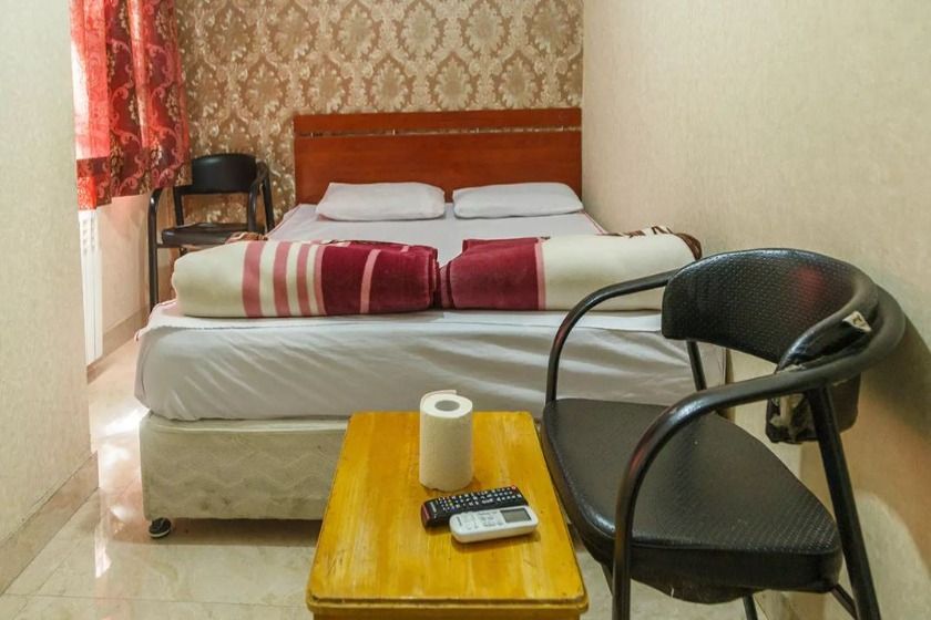 مهمانپذیر کشاورز تهران - اتاق