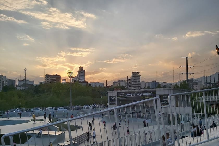 پارک آب و آتش. منبع عکس: گوگل مپ. عکاس: حمید رحیم‌پور