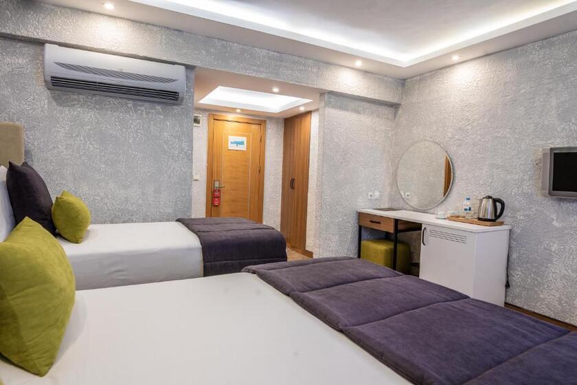 Carlton Hotel Old City istanbul - room