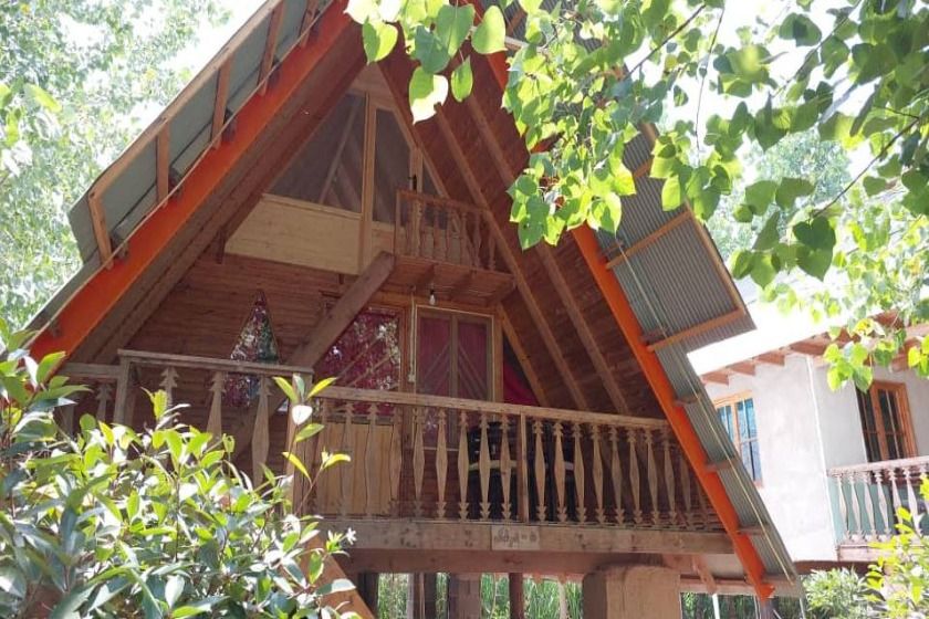 اقامتگاه بومگردی باغ ریحان لاهیجان - نما