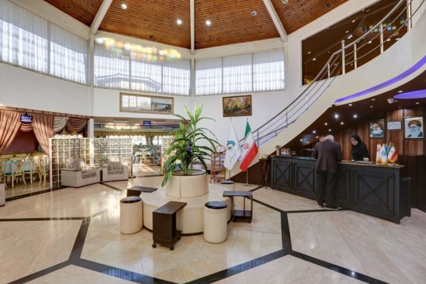 هتل جهانگردی لاهیجان - پذیرش