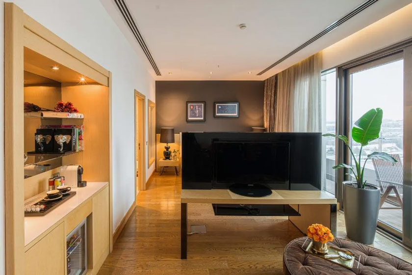 Wyndham Ankara - King Suite with Terrace