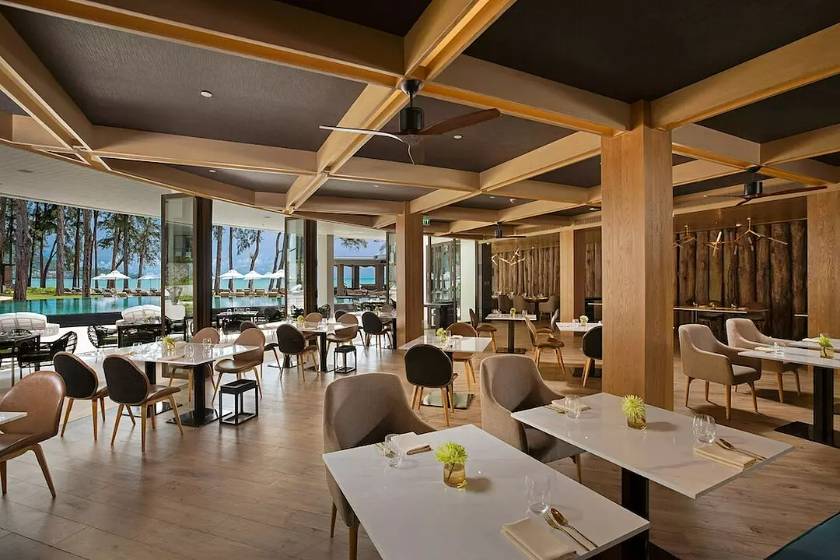 InterContinental Phuket Resort by IHG - restaurant
