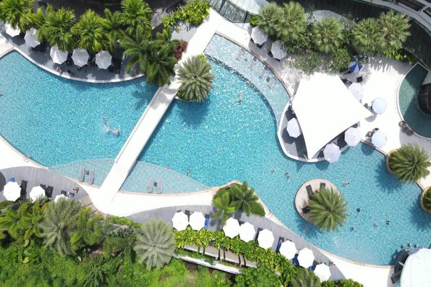 Holiday Inn Resort Phuket Karon Beach, an IHG Hotel phuket - pool