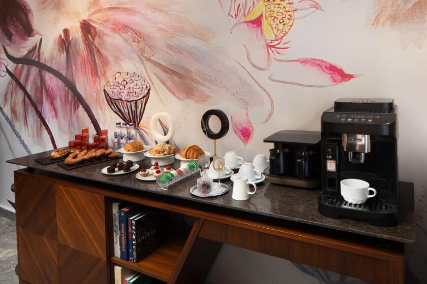 Ess Hotel Istanbul - breakfast