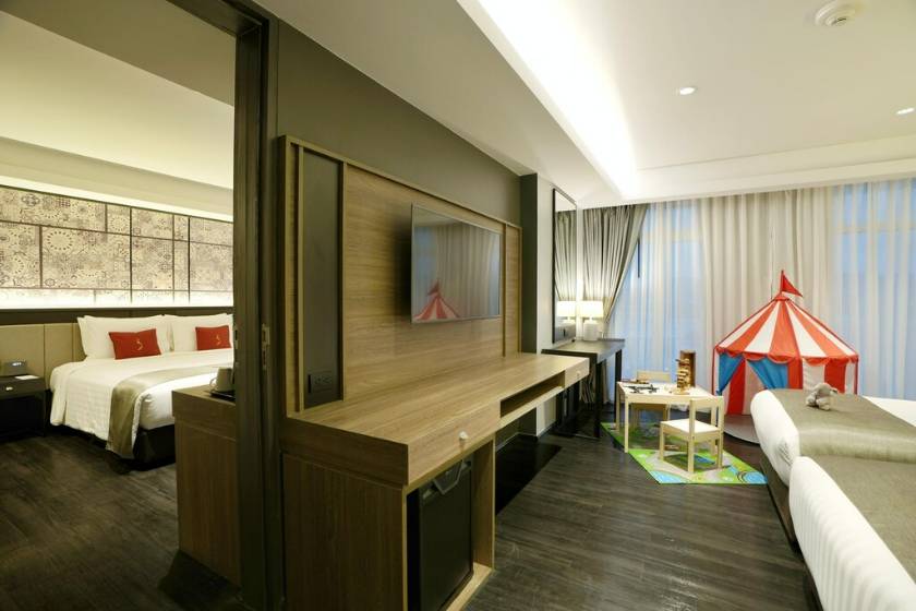 Ramada Plaza by Wyndham Chao Fah Phuket - Two-Bedroom Suite