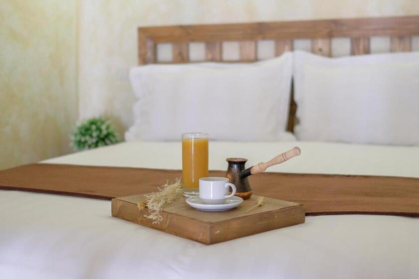 Caucasus Hotel Yerevan - room