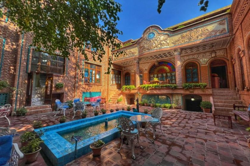 اقامتگاه سنتی پهلوان رزاز تهران