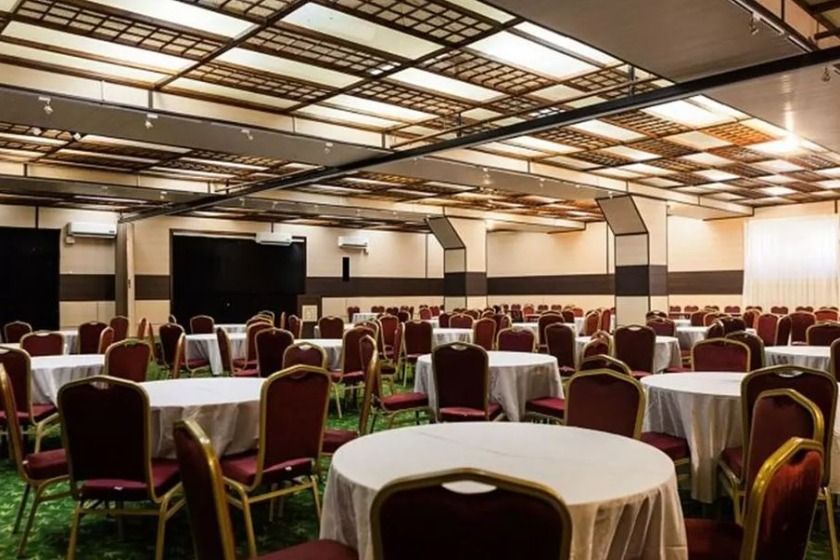 هتل ورزش تهران - رستوران