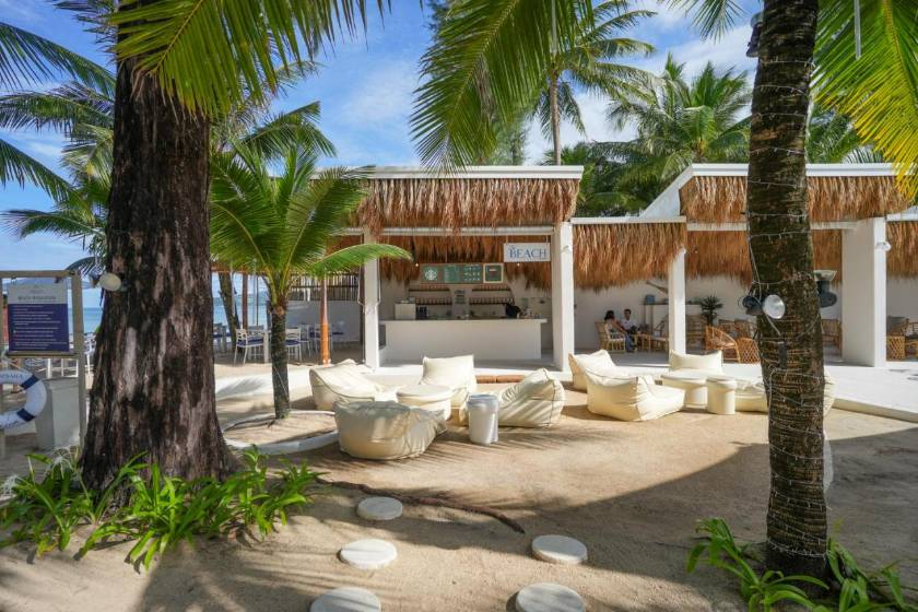 Arinara Beach Resort Phuket - SHA Extra Plus - cafe