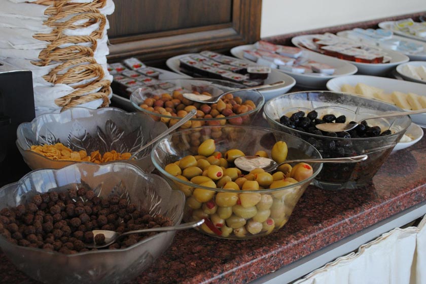 Sahinbey Hotel Ankara - breakfast 
