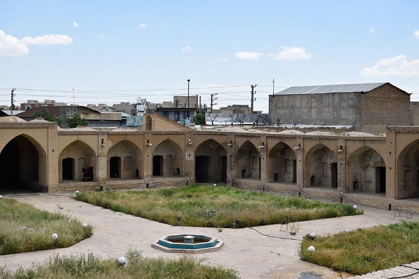 ابن بایویه ری. منبع عکس: گوگل‌مپ. عکاس: نامشخص