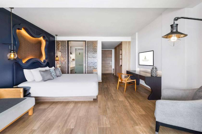 Avista Grande Phuket Karon - MGallery - Deluxe Suite Pool Access, Sea View, 1 King Bed