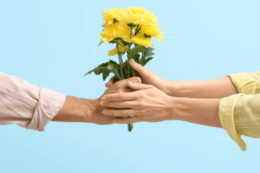 روز هدیه دادن گل به دیگران