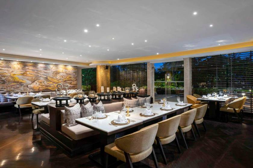 Pullman Phuket Karon Beach Resort - restaurant