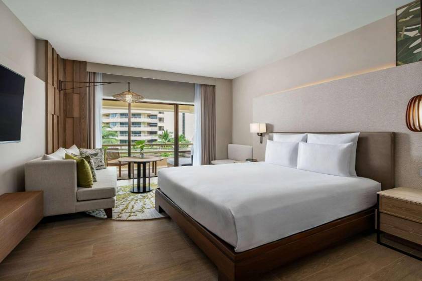 Pullman Phuket Karon Beach Resort - Junior King Suite with Garden View