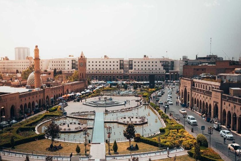 میدان اصلی قلعه
