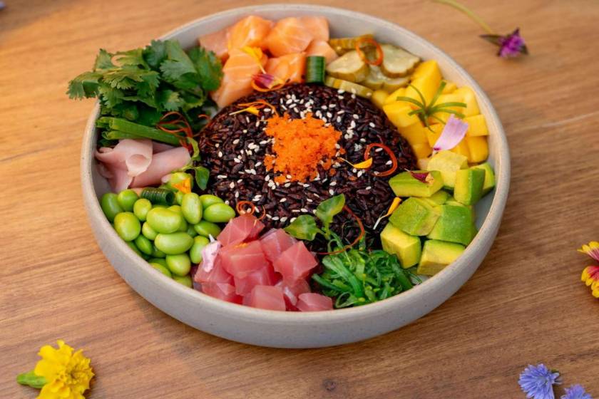 Novotel Phuket Kata Avista Resort and Spa - food and drink