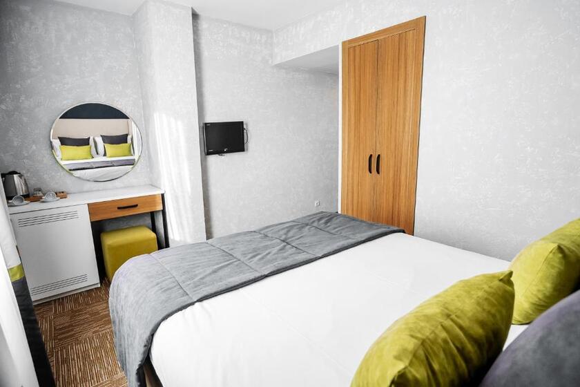 Carlton Hotel Old City istanbul - room