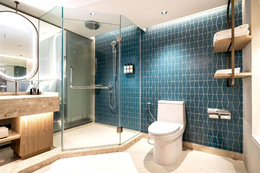 Pullman Phuket Karon Beach Resort - Deluxe Twin Room with Sea View