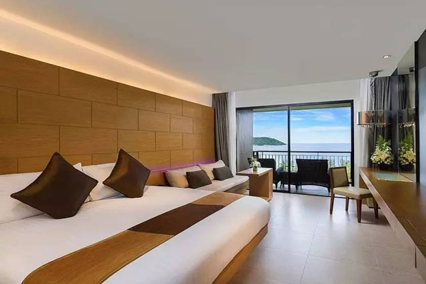 Novotel Phuket Kata Avista Resort and Spa - Deluxe King Room with Balcony and Sea View