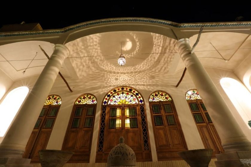 اقامتگاه سنتی خانه مرشدی کاشان - محوطه