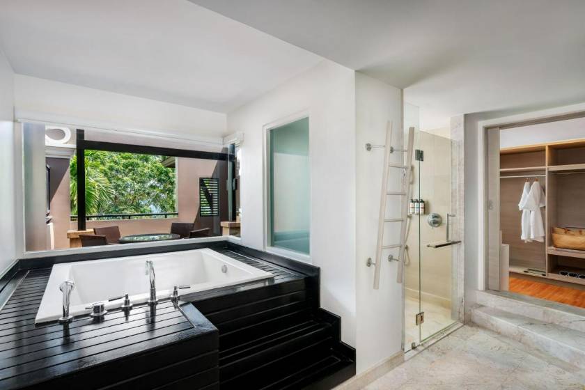 Pullman Phuket Panwa Beach Resort - Deluxe Suite, King Bed and Terrace