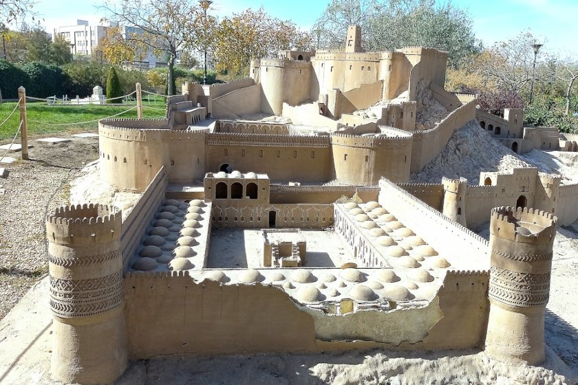 پارک مینیاتوری مشهد. منبع عکس: گوگل ‌مپ. عکاس: حسین یزدانی