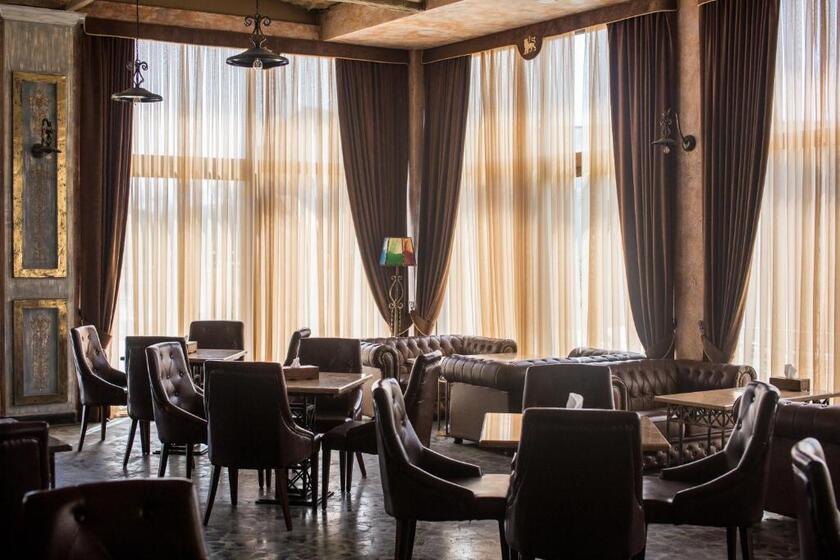 Caucasus Hotel Yerevan - restaurant