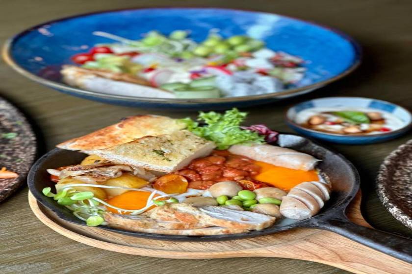 Bandalo Boutique Hotel - Patong Beach Road - food and drink