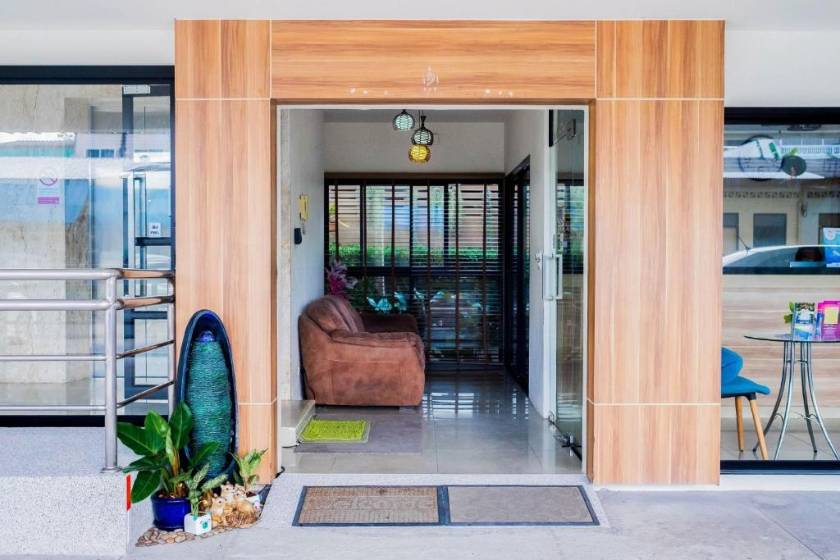 The Topaz Residence Phuket Town - facade