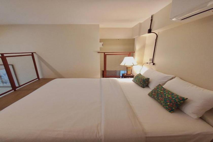 Alleyhill Phuket - Private & Cozy Boutique - Family Room with Garden View