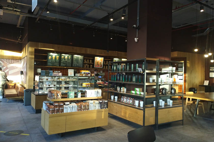 کافه استارباکس آنکارا. منبع عکس: گوگل مپ. عکاس: Gozde Yurdakul