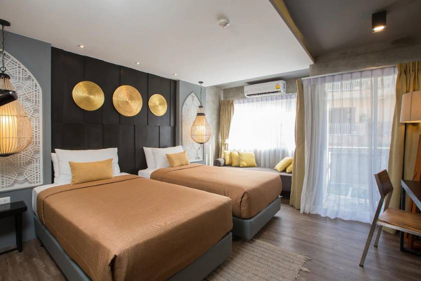 Patong Signature Boutique Hotel - Superior Twin Room with Partial Sea View