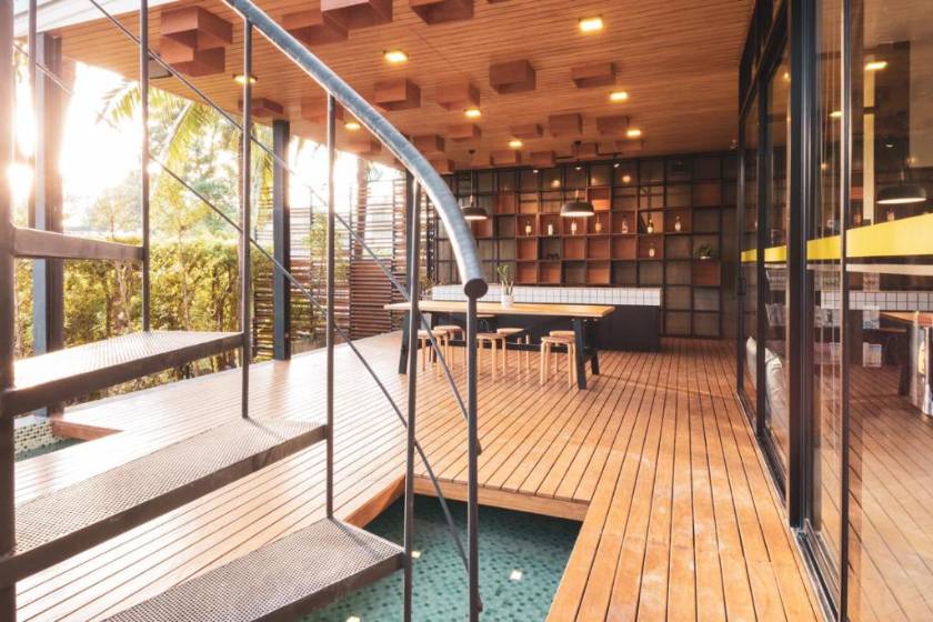 Book a Bed Poshtel - SHA Plus -  facade