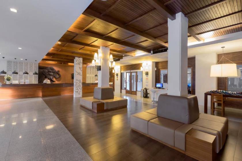 Sunprime Kamala Beach - lobby