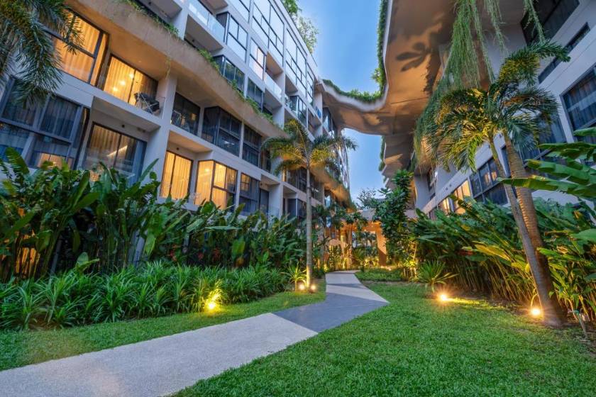 HOMA Phuket Town - facade