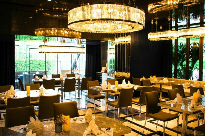 Glam Habitat - SHA Extra Plus -  restaurant