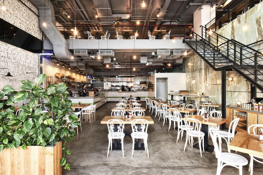 کافه تام اند سرج دبی. منبع عکس: گوگل‌مپ. عکاس: Tom & Serg