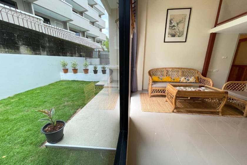Alleyhill Phuket - Private & Cozy Boutique - Family Room with Garden View