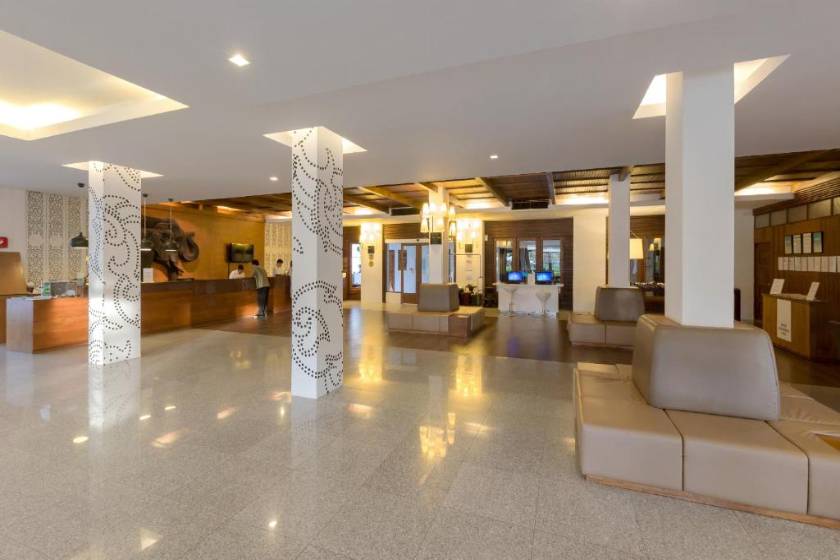Sunprime Kamala Beach - lobby