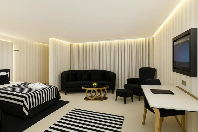 Ramada Hotel & Suites by Wyndham Istanbul Sisli Istanbul - Junior Suite