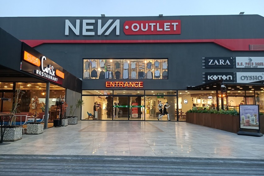 مرکز خرید نوا اوت لت