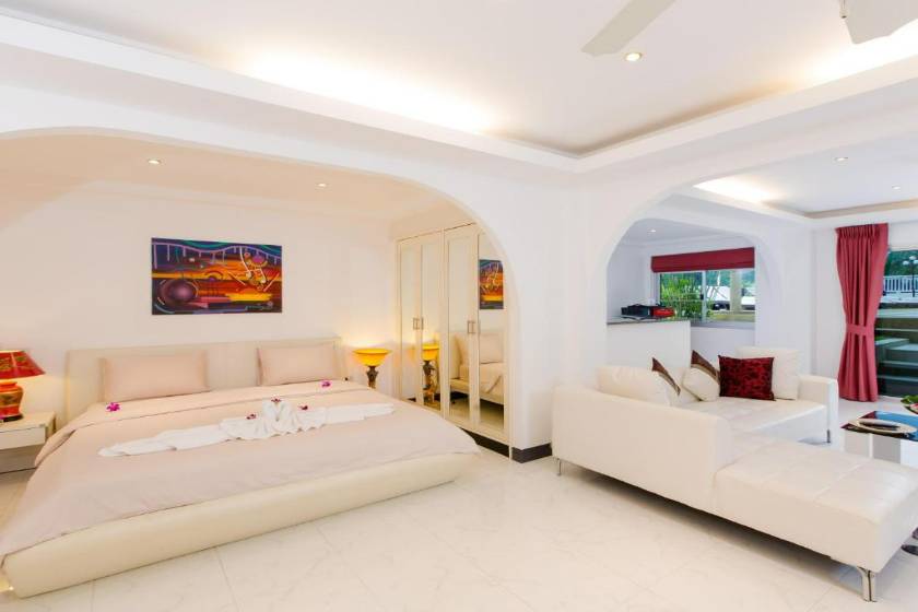 Serenity Lakeside Resort - Standard Room