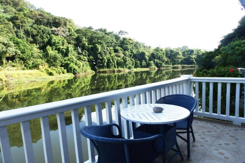 Serenity Lakeside Resort - Apartment