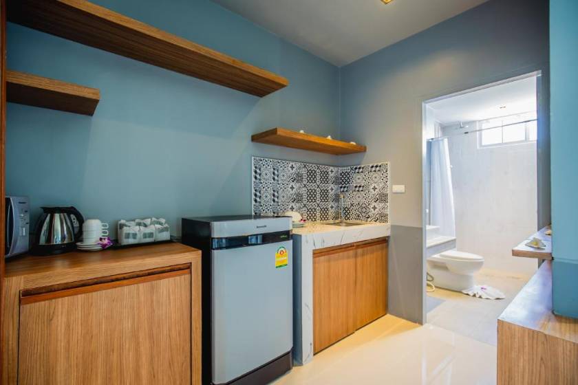 The Rubber Hotel Phuket - Deluxe Triple Room