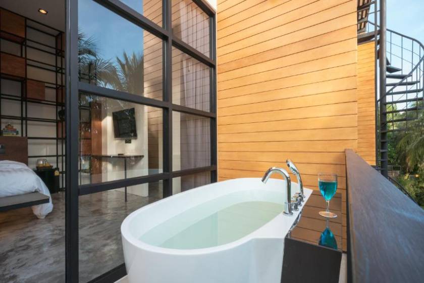 Book a Bed Poshtel - SHA Plus - Quadruple Room